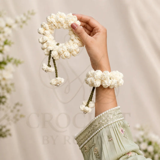 Crochet White Gajry